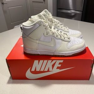 Women Nike Dunk High ‘Sail/Gum’